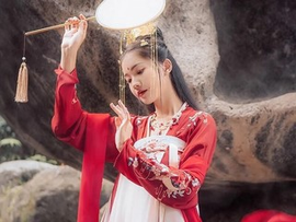 山东武大主播照片