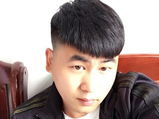 博爱q0的主播照片