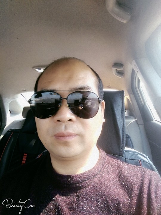 勤劳致富mb的主播照片