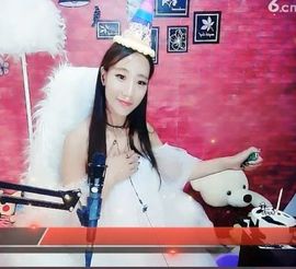 A亮宝主播照片