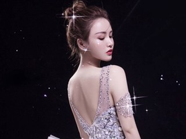 电视广播大学毕业主播照片