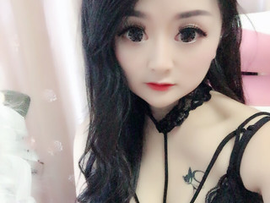 手中的雪主播照片