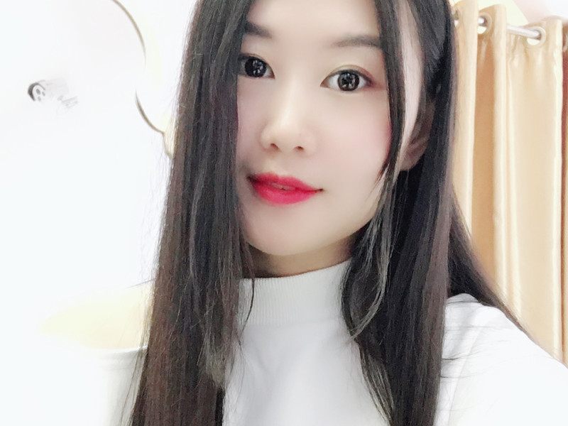 琳宝宝🤗的主播海报