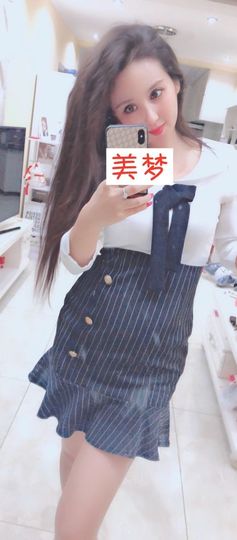 魅丽晴儿主播照片