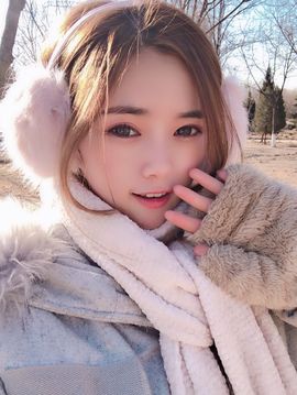 jkf萨法主播照片
