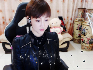 ☜☆骚☯神☆☞的主播照片