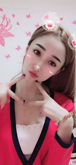 笑笑（爱是回忆美好）主播照片
