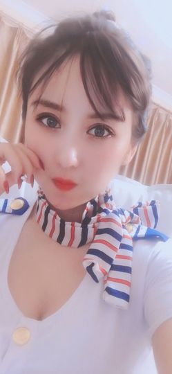 魅丽晴儿主播照片