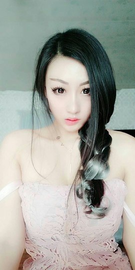 cailu81主播照片