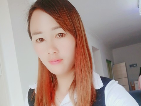 温柔可爱的容儿海报