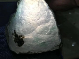 请输入名片主播照片