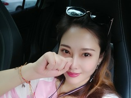 知晓w主播照片
