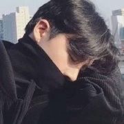 一支烟🚬海报