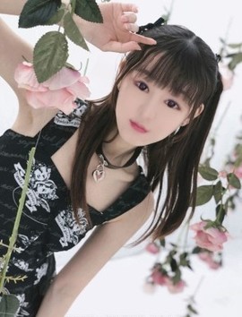 甜甜回来了主播照片