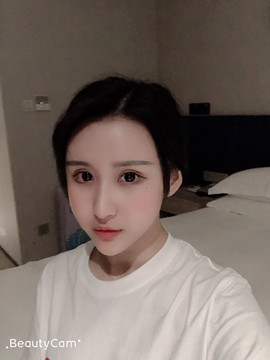 樱小小新主播求关注主播照片
