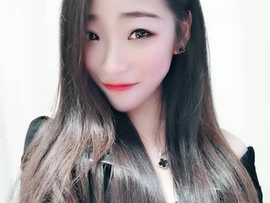 情深意久主播照片