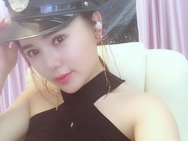 期待未来ig主播照片