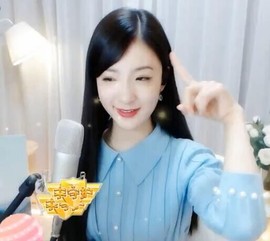 右手还是那个右手！！主播照片