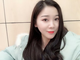 江小狗主播照片