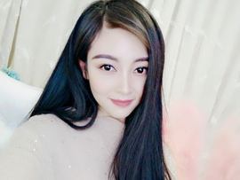梦中蓝天白云主播照片