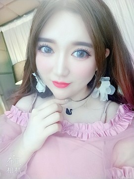 新人蜜雪儿主播照片