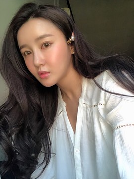 韩国迪丽凯丽主播照片