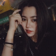 村花小青头像