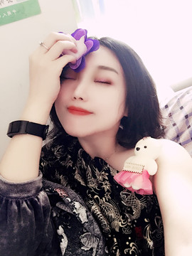 洋旭宝宝主播照片