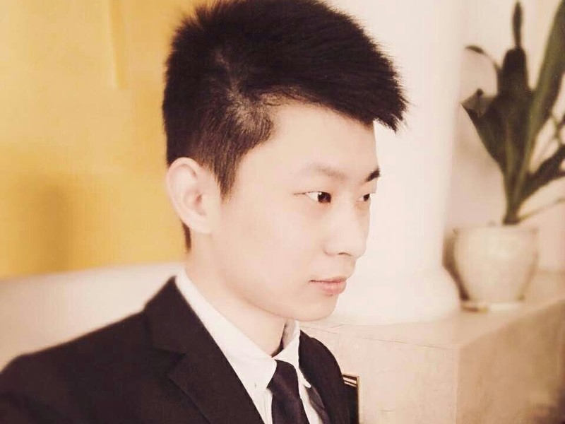 皇戈、的主播海报