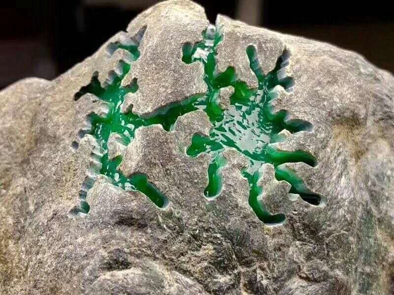 翡翠薇的主播海报