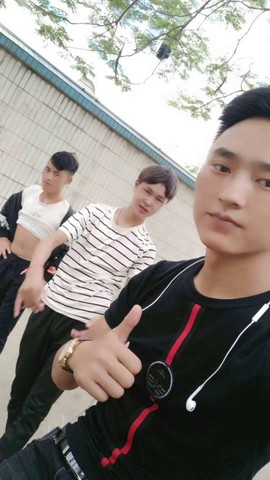 小凉山杰克惹主播照片