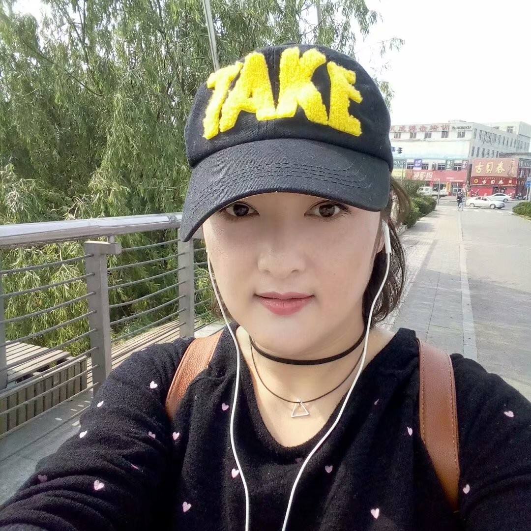 蔷薇~闭眼笑曾经的主播照片