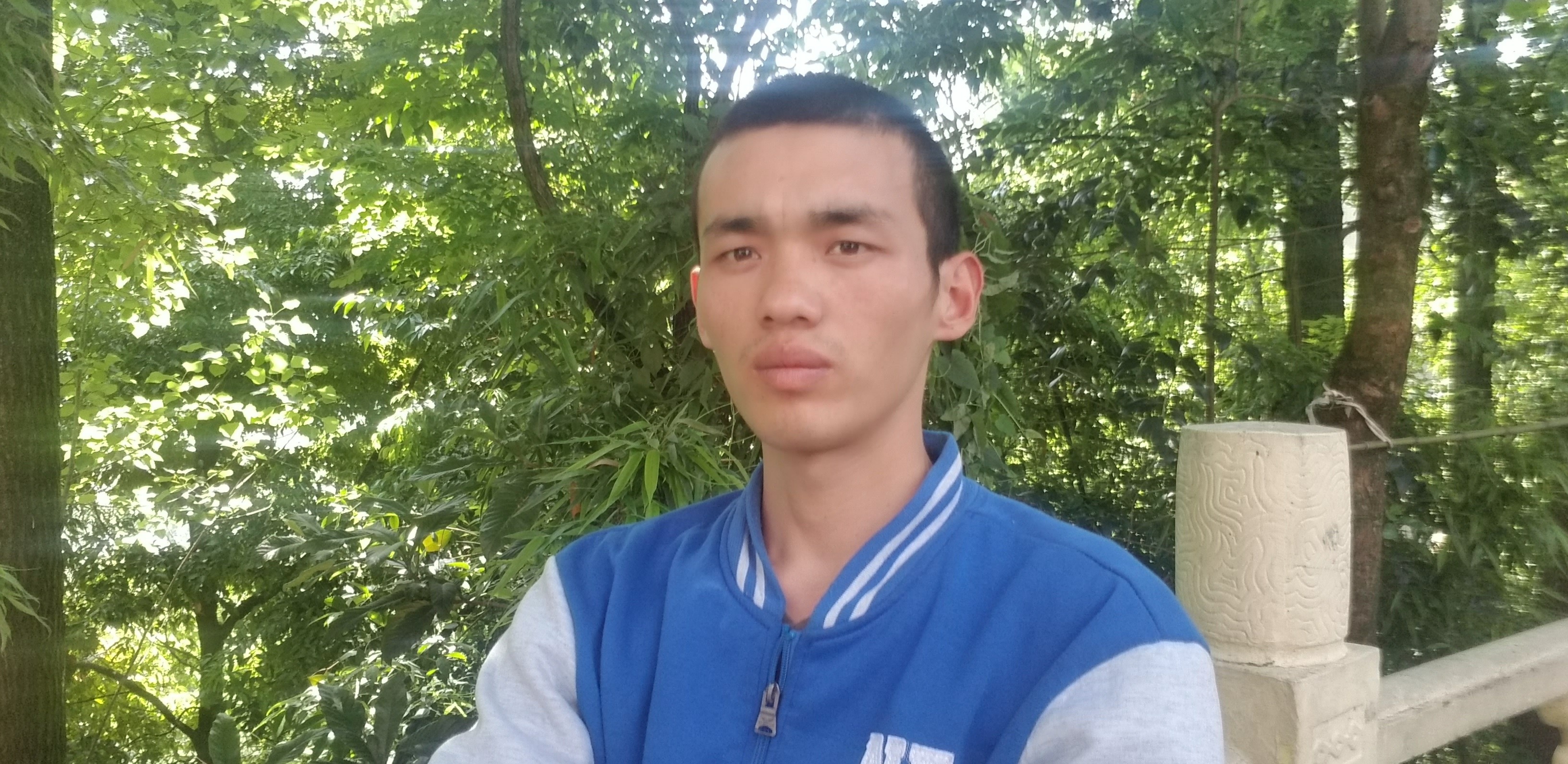 重庆小星星主播照片