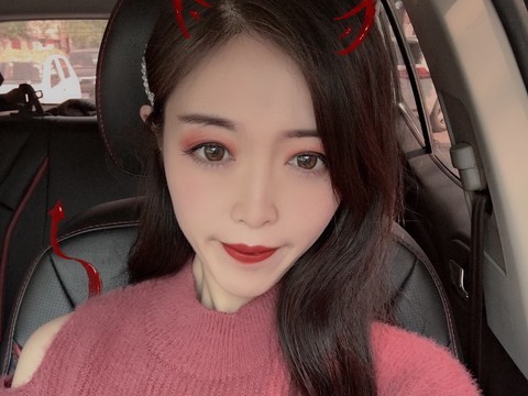 🎙️安妮海报