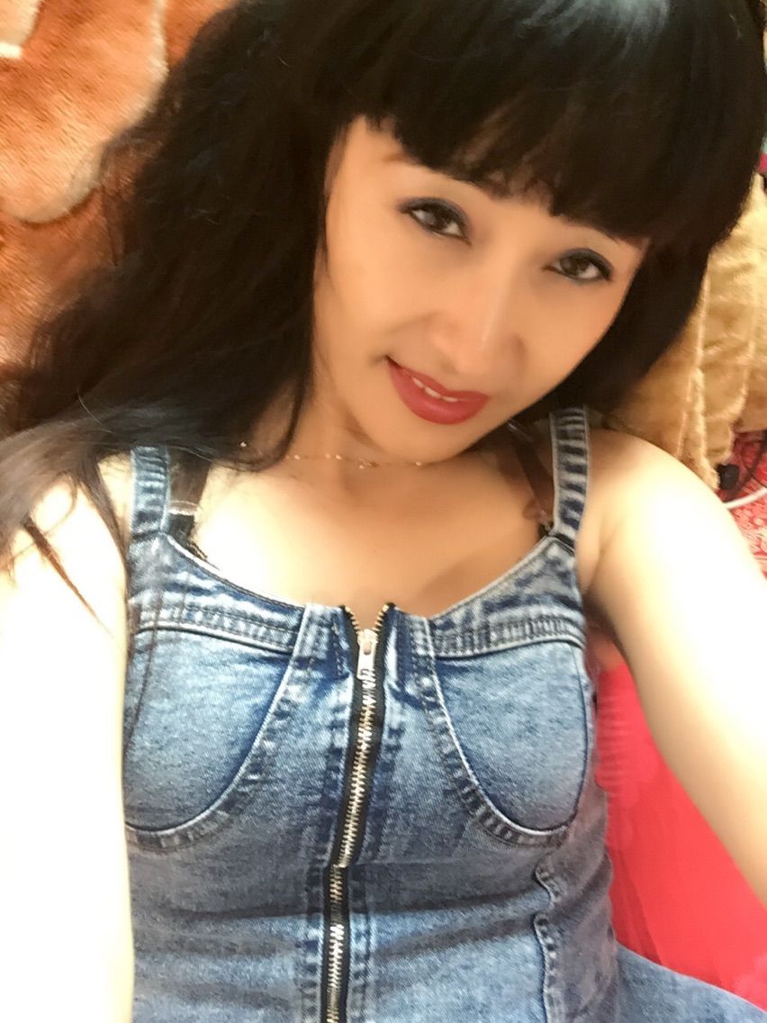 愛笑的】丹丹】的主播照片