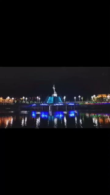 夜景水上灯光