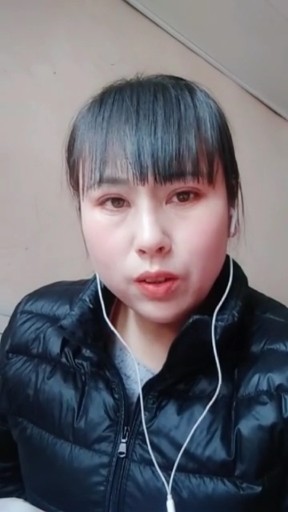 女人爱潇洒，男人爱漂亮