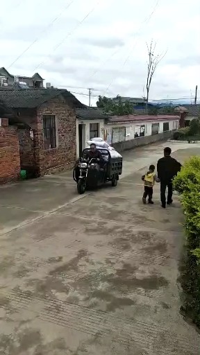 拉一顿上坡轻轻松松，防溜坡功能