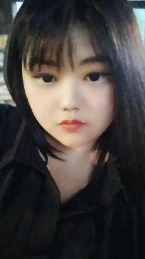 美颜相机就是好，给我拍年轻十岁