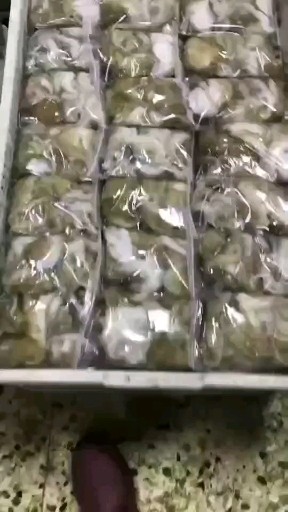 鲜活速冻准备打包发货