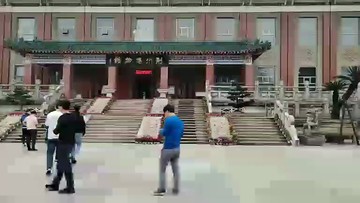 熊大游荆州博物馆。