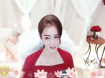，