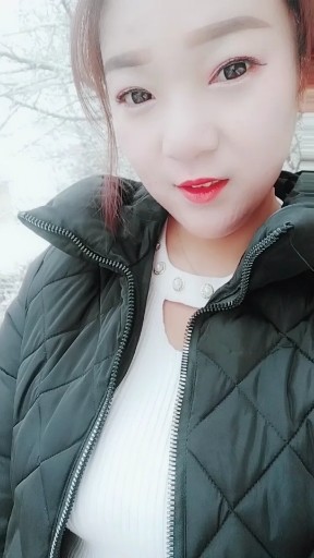 只是配角