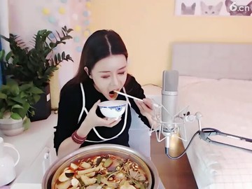 看珍爱吃饭了😂