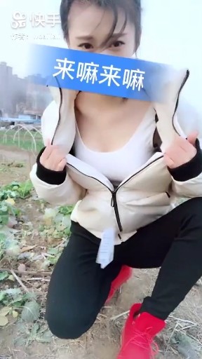 好冷呀，来抱抱
