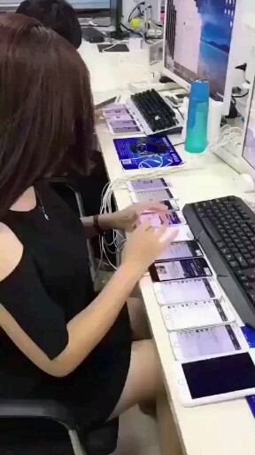 加班中