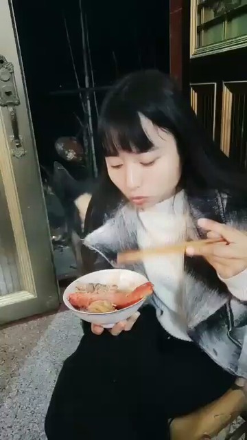 😂