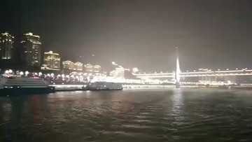 重庆夜景，嘉陵江边拍摄