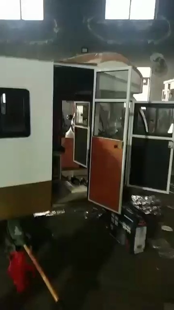 小房车电动的！