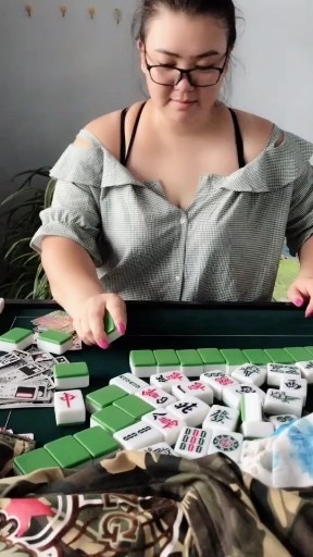 玩麻将